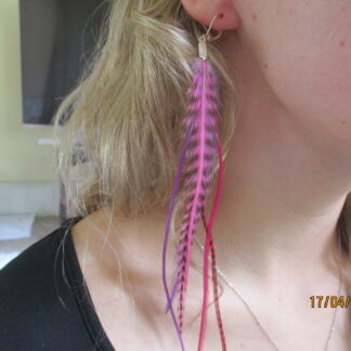 Feather earring pink 6 feathers